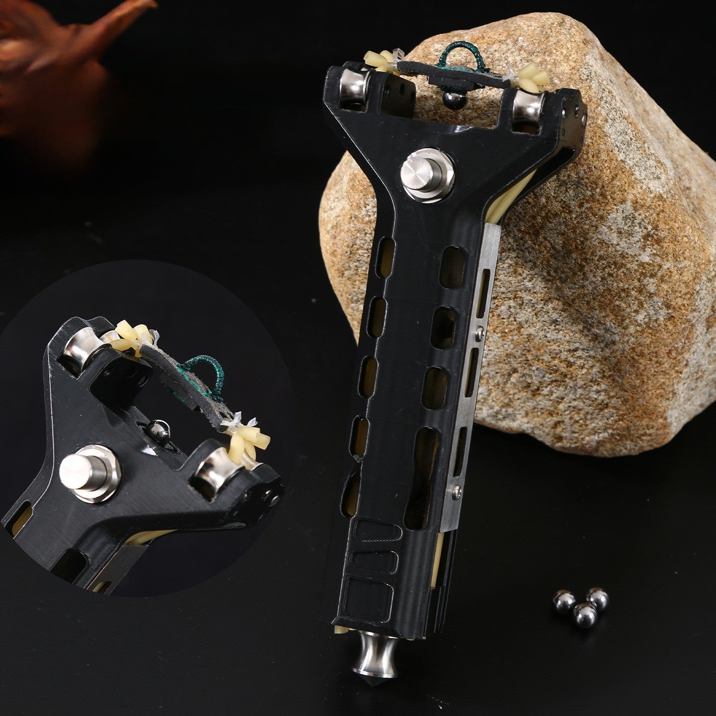Automatic-loading steel-ball round leather slingshot for adults, suitable for outdoor shooting sports and practical training