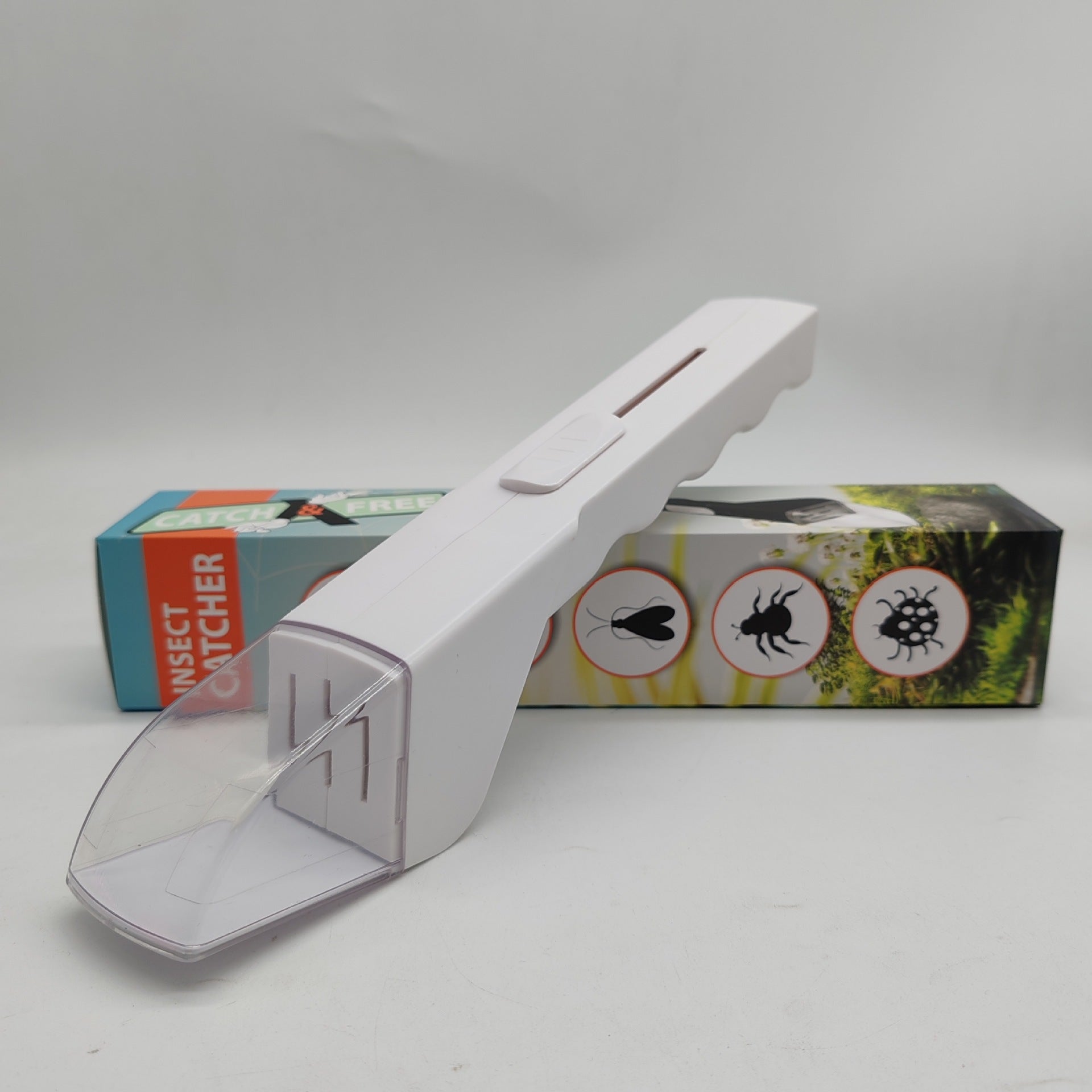 Handheld Insect Catcher with Magnifying Lens